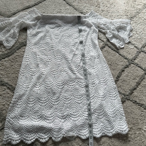 Lilly Pulitzer Lexa white lace Scalloped Stretch 
Lace Off Shoulder Dress XL - Picture 5 of 7